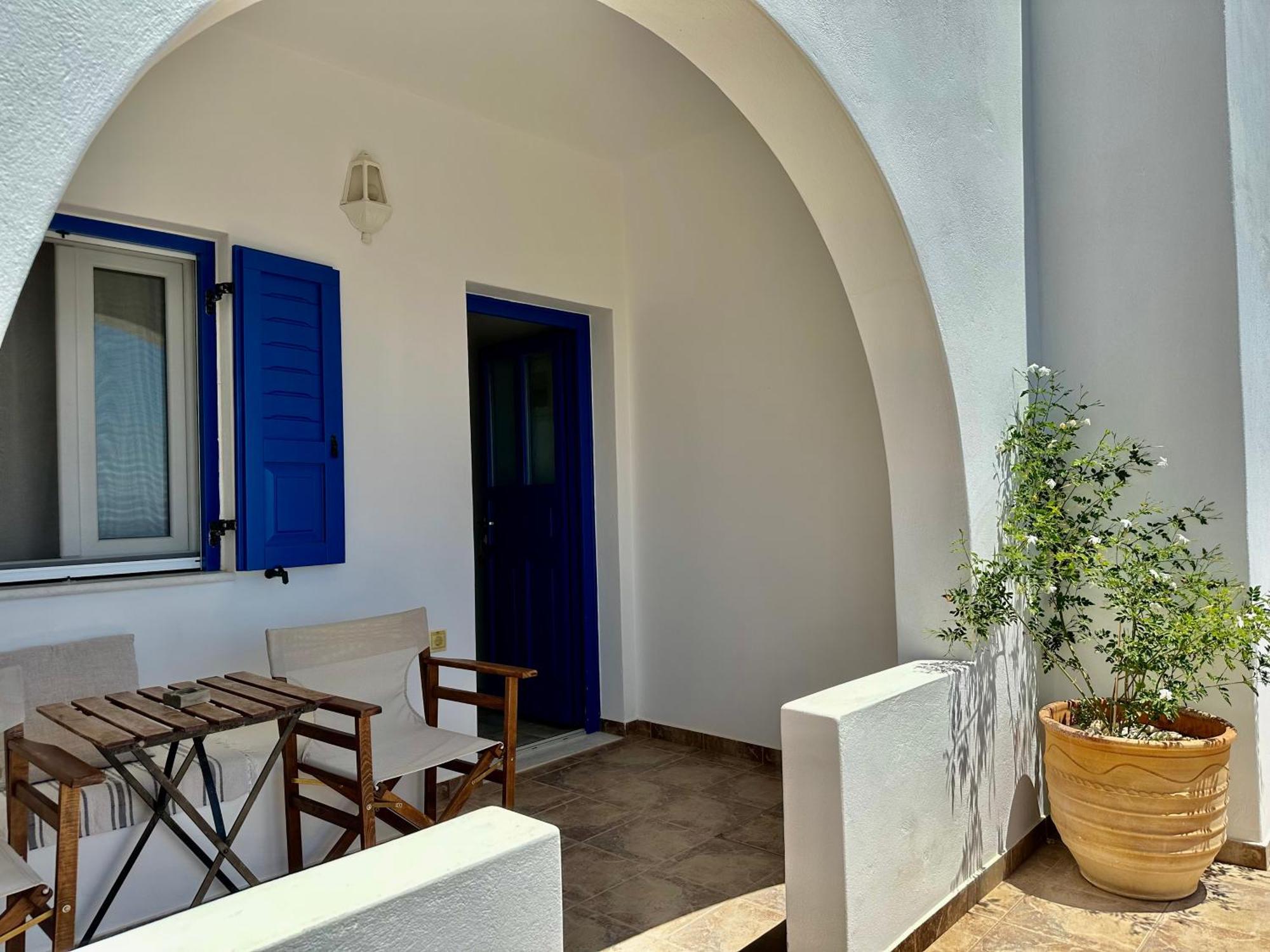 Restia Apartment Donoussa Exterior photo